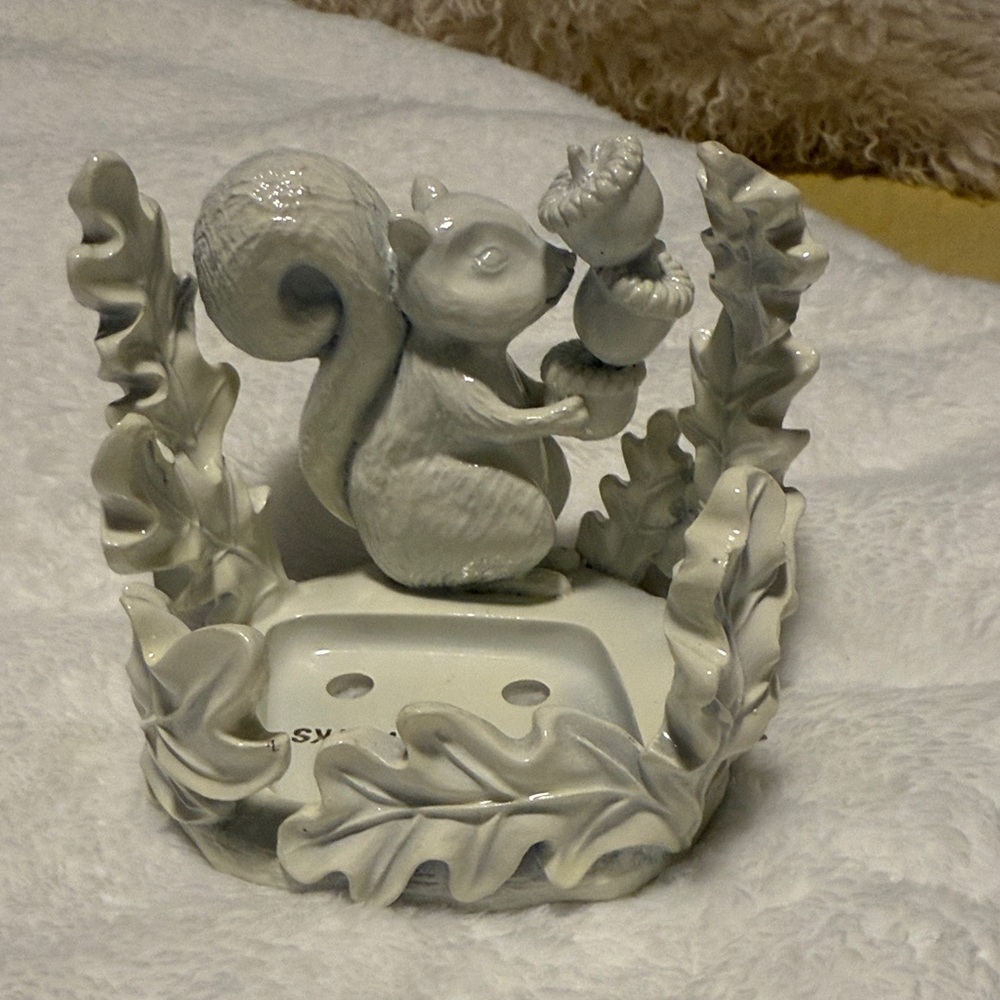 Bath & Body Works | Gray Ceramic Squirrel with Acorns
